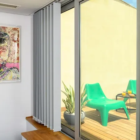 Artful Loft With Rooftop Terrace, Near شقة *